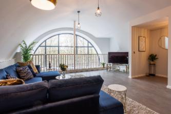 Luxury apartment 5 min to centre * free parking3