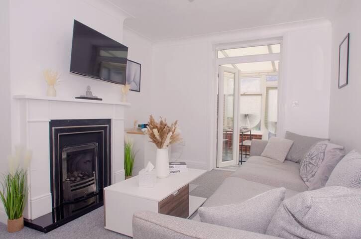 The Vespa - 4 bedroom house