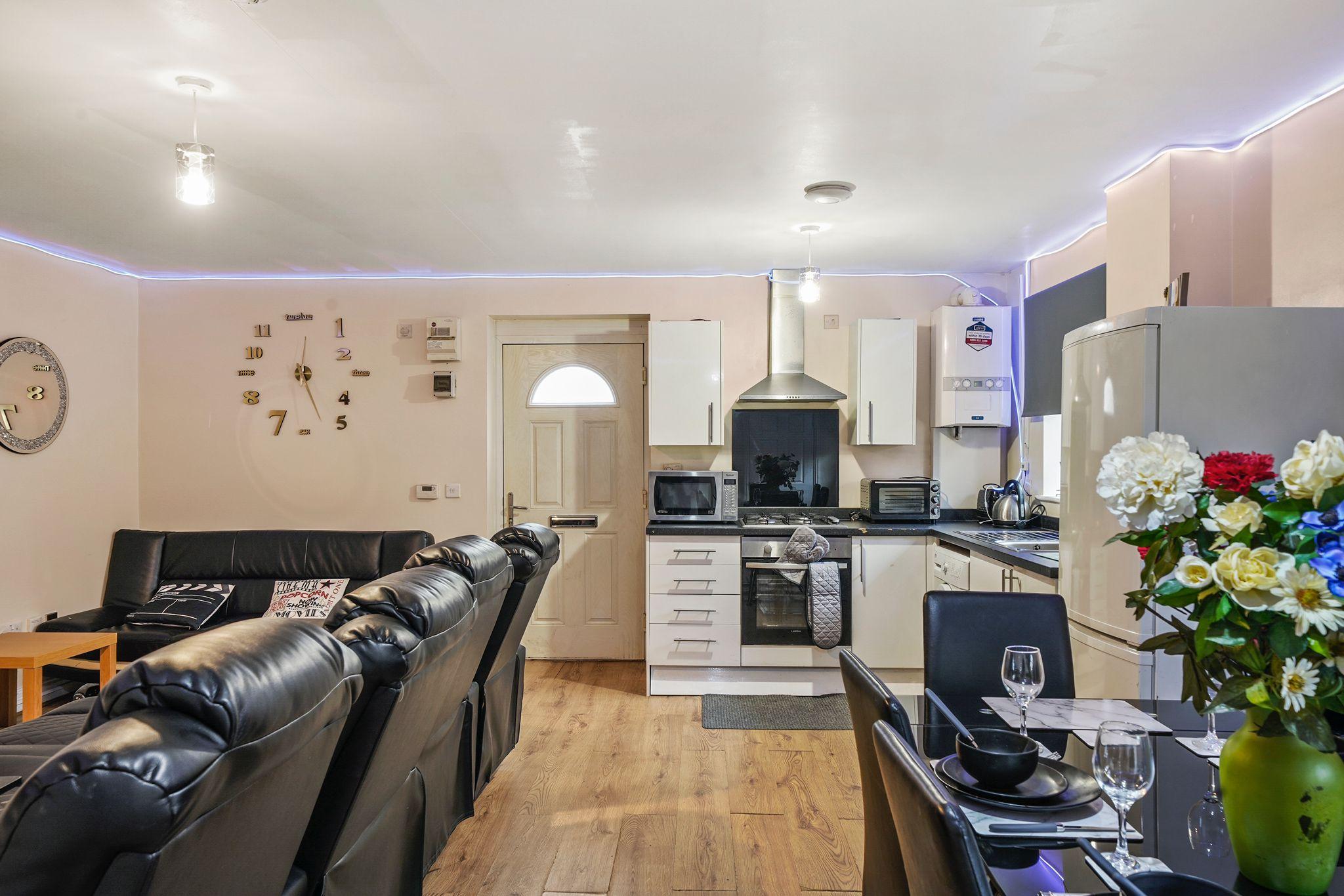 New Luxury one bedroom apartments3