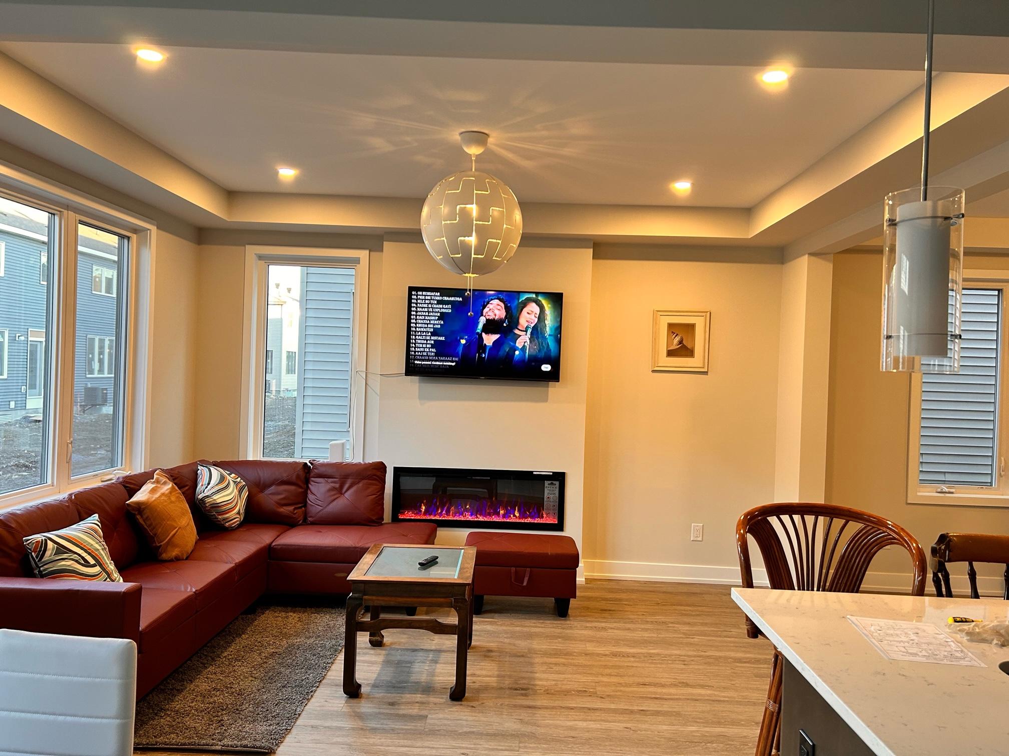 New Modern &Classy 4BD|SelfCheck-In+Parking-Kanata