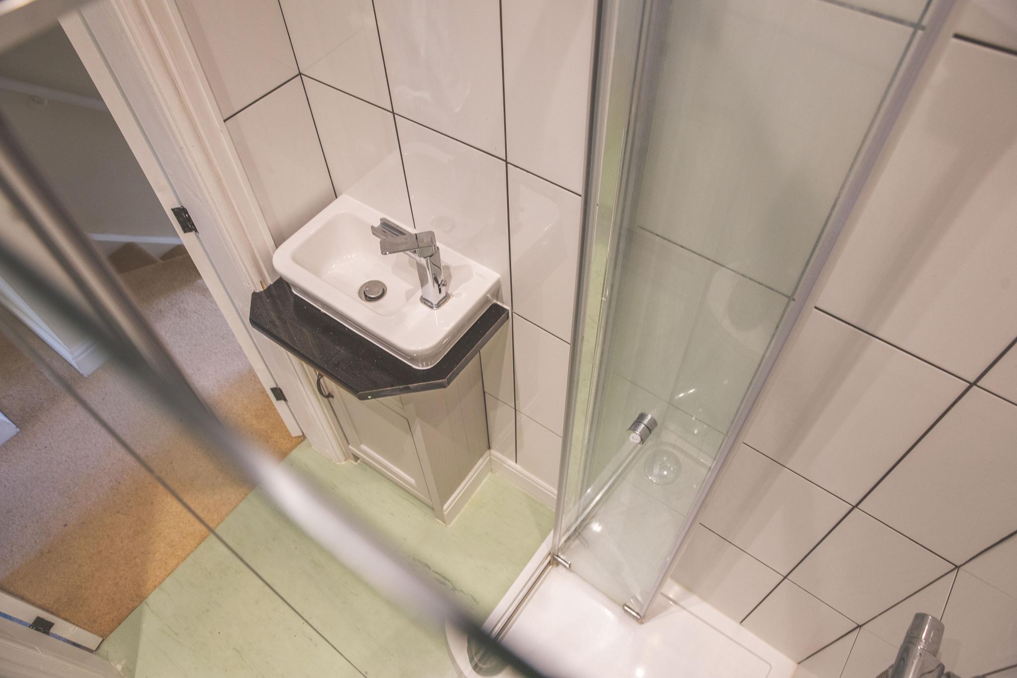 I'm Your Host - Ibstock High Street Haven4