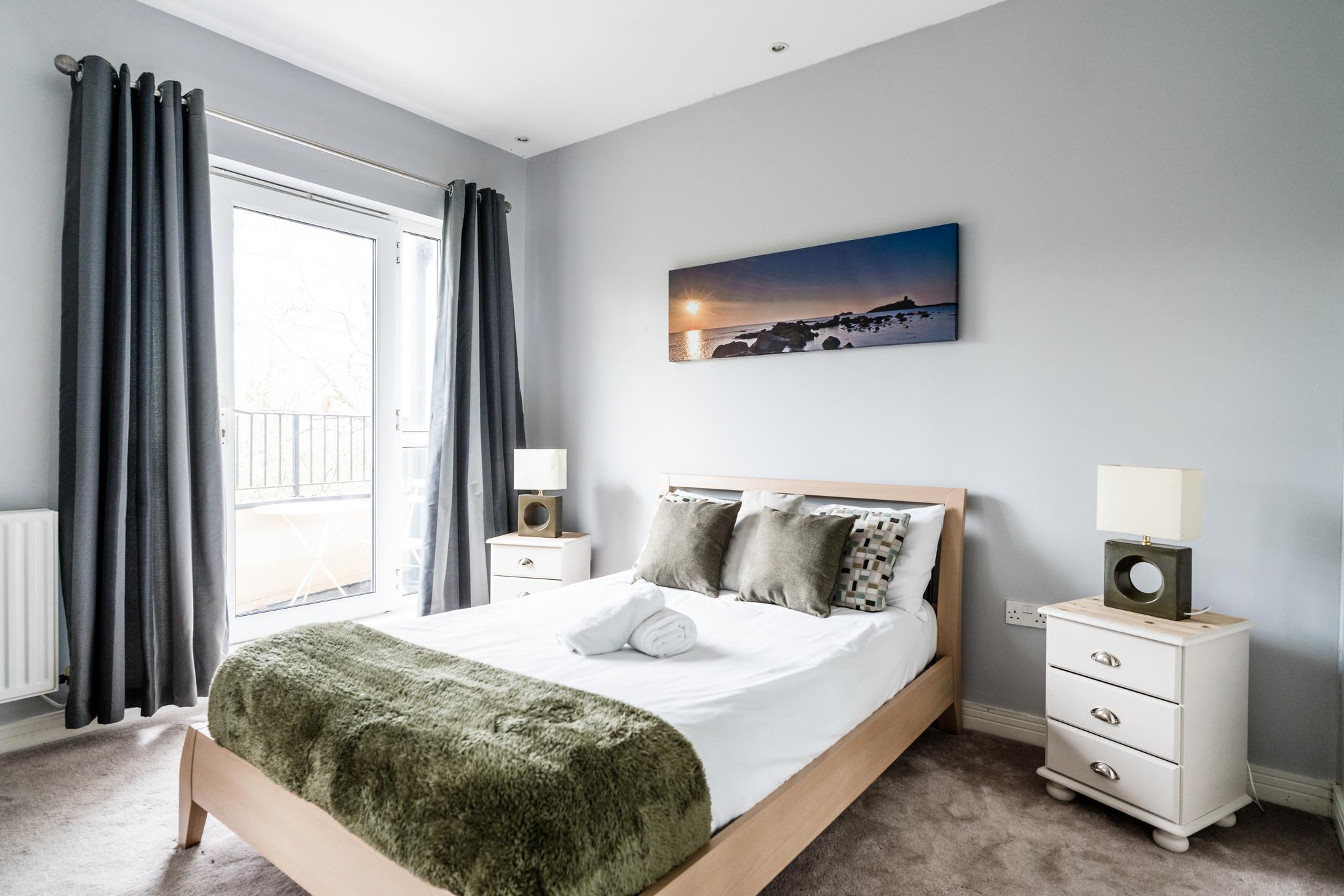 I'm Your Host - Waterside Stay