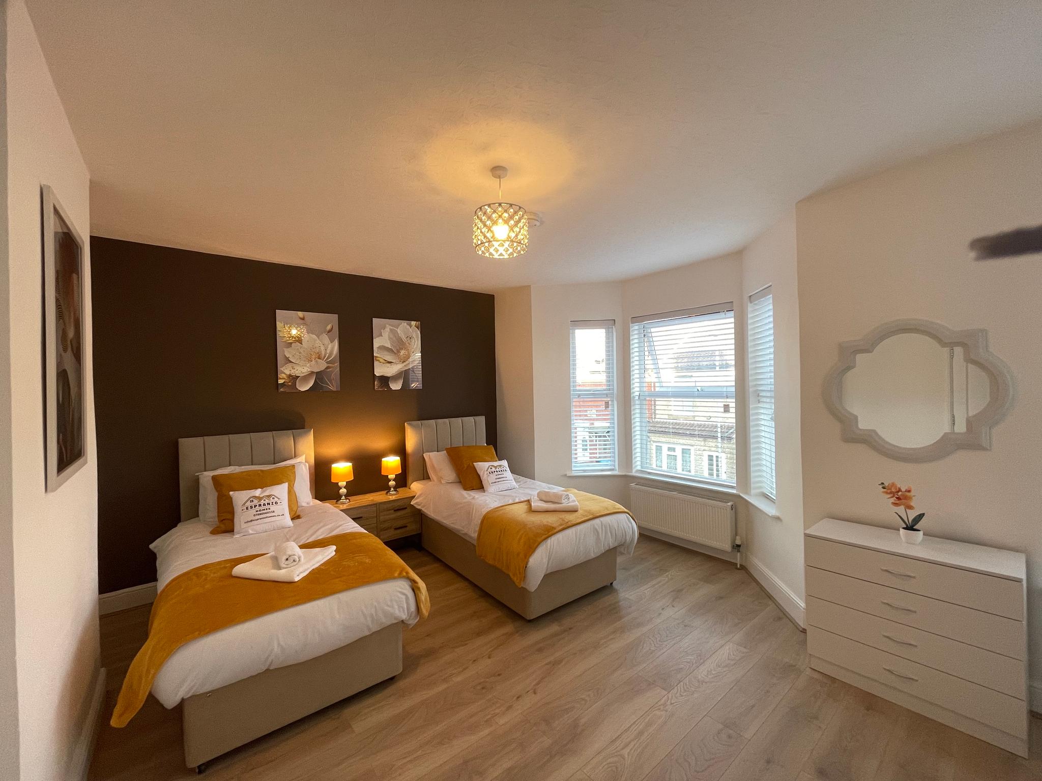 Lowestoft Contractor Accommodation| Espranzo Homes4