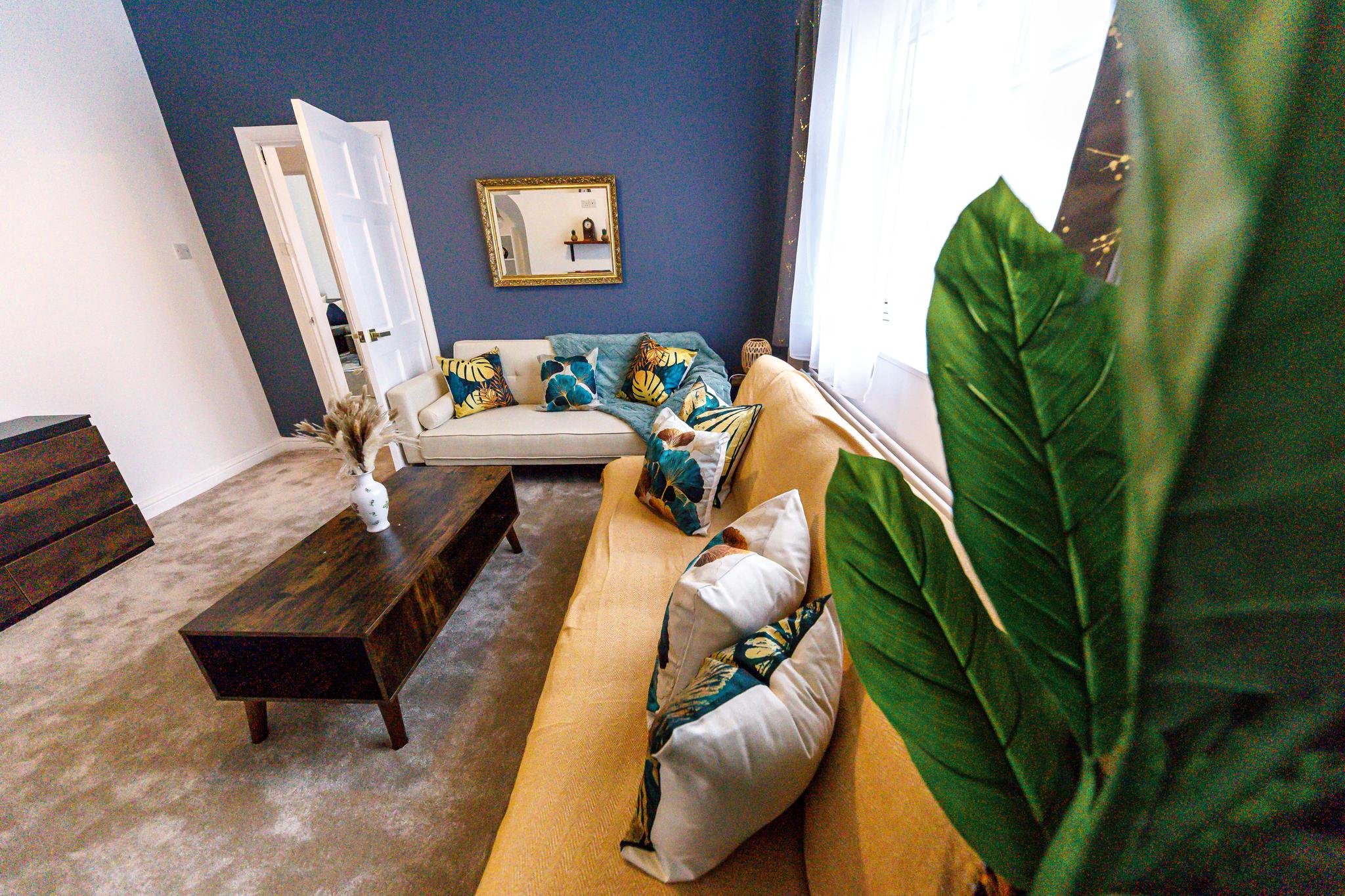 Fantastic 6 Bedroom House!6