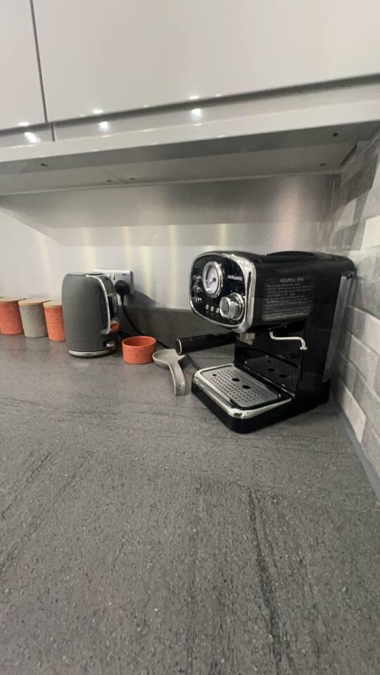 16+Guest Luxury Large Home in HallGreen Airpt/NEC6