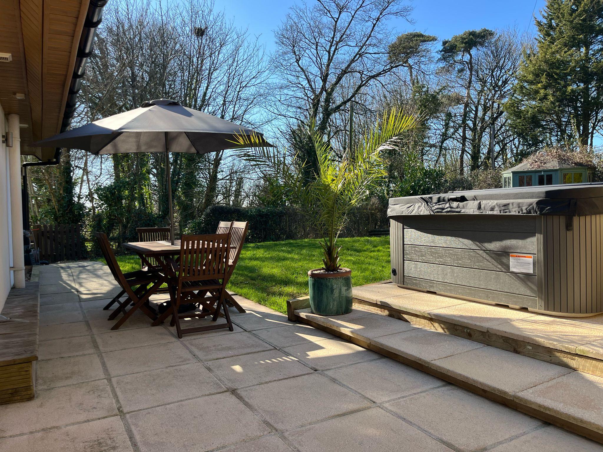 Stunning cottage with hot tub6