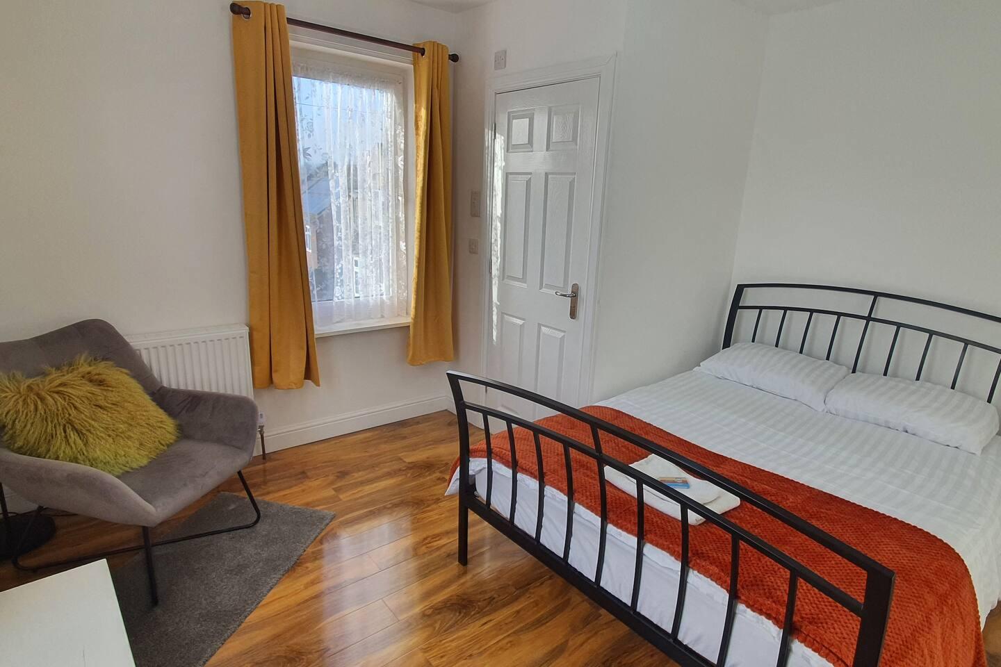 4BR, Ensuite, Netflix, Travel, Contractors, Family