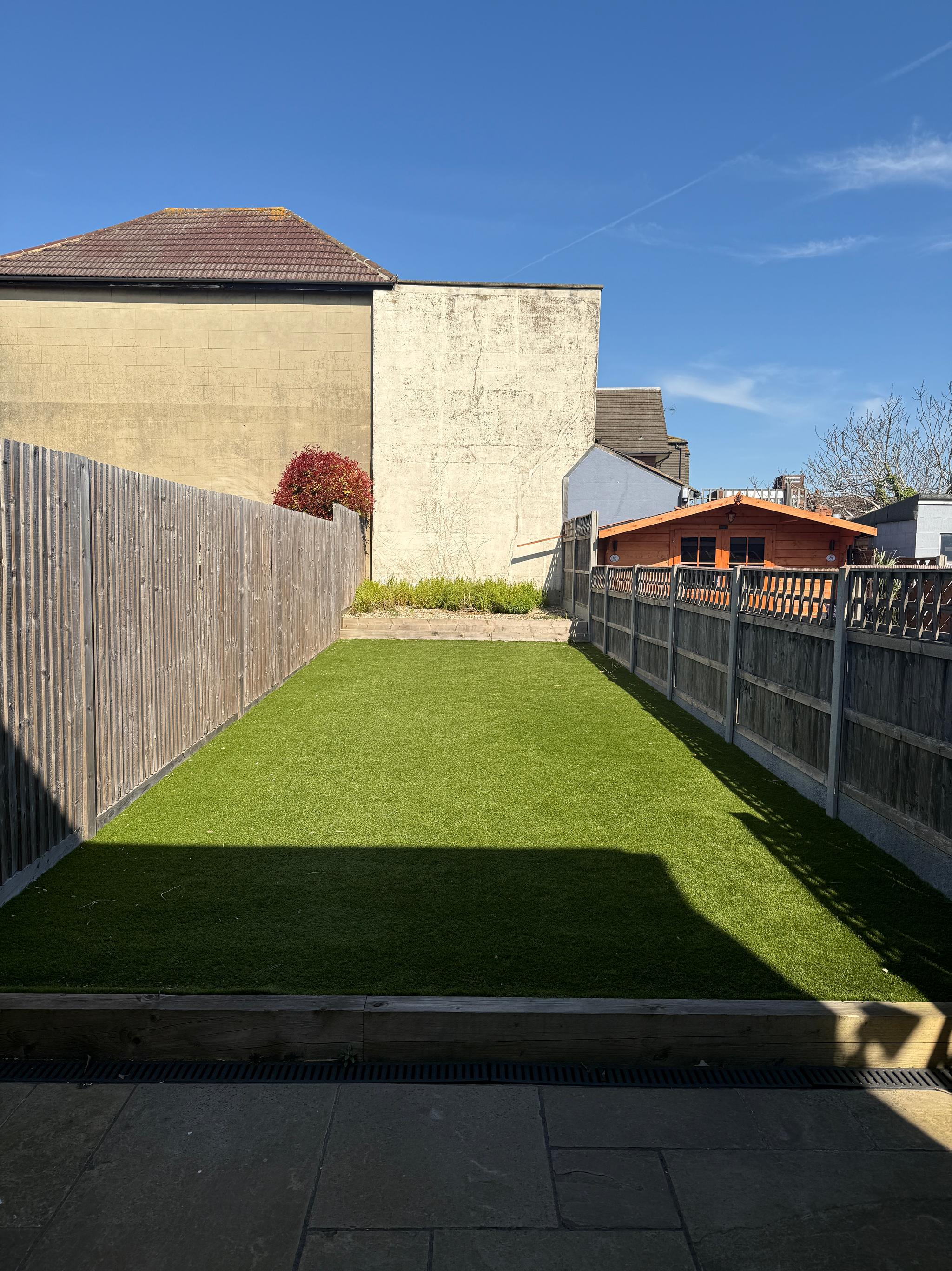 Refurbished 4 bed in London6