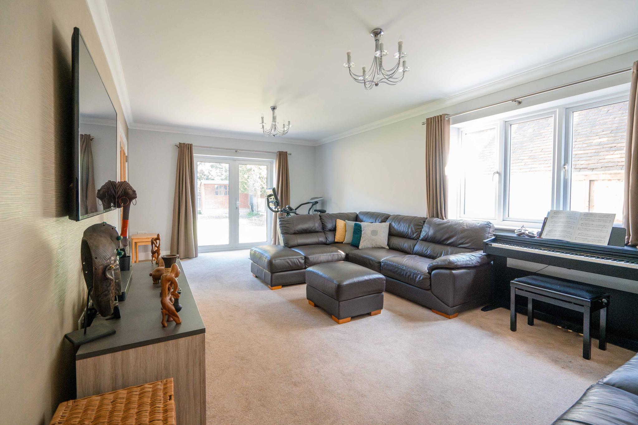 Beautiful room in Bromley3