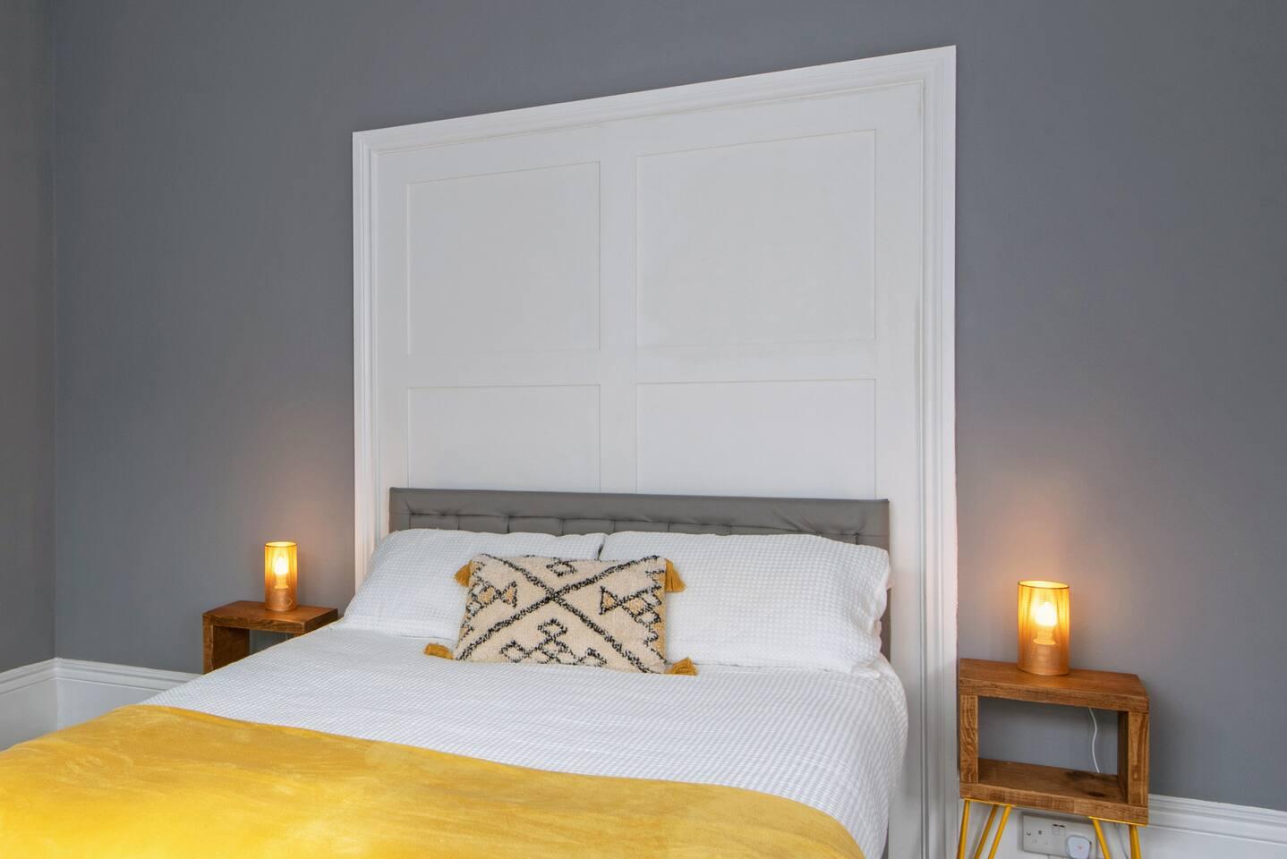 3Bed Sleeps 6 - Nr Hospital Parking & WiFi4