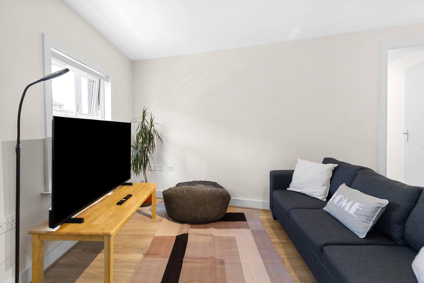 Herne Bay Pier Gem 30 seconds From the Coast4