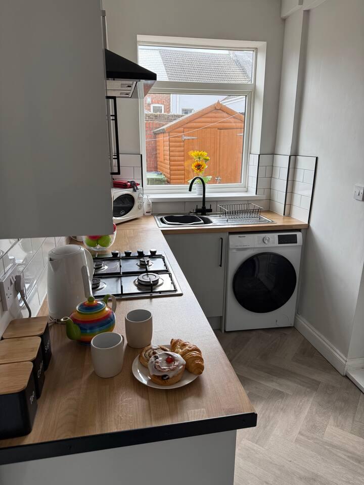 3BR Sleeps 5 Garden&Parking-Great for Contractors5