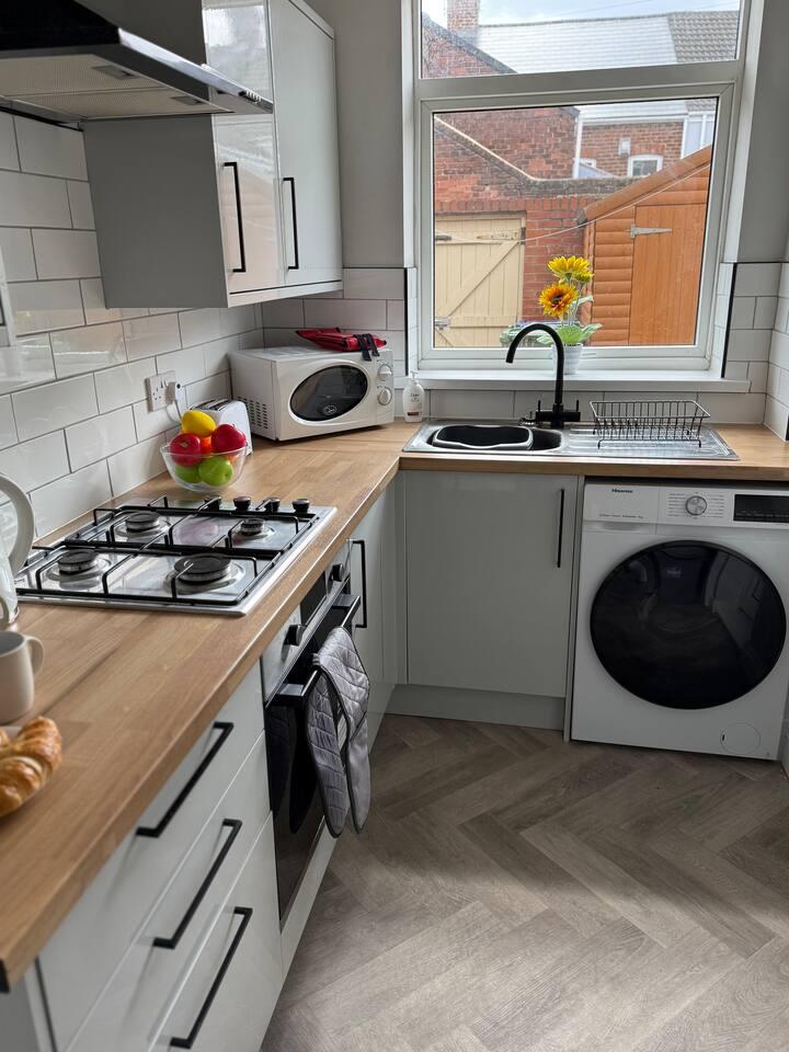 3BR Sleeps 5 Garden&Parking-Great for Contractors6