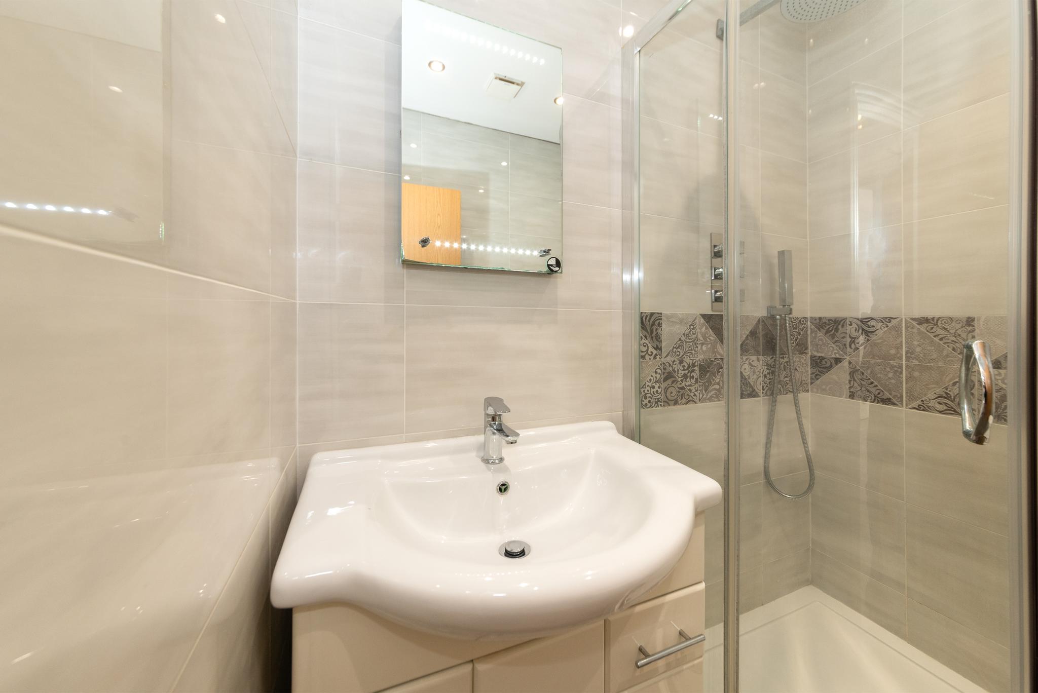 Free Parking 2Bed Flat Weekly/Monthly Stay Savings5