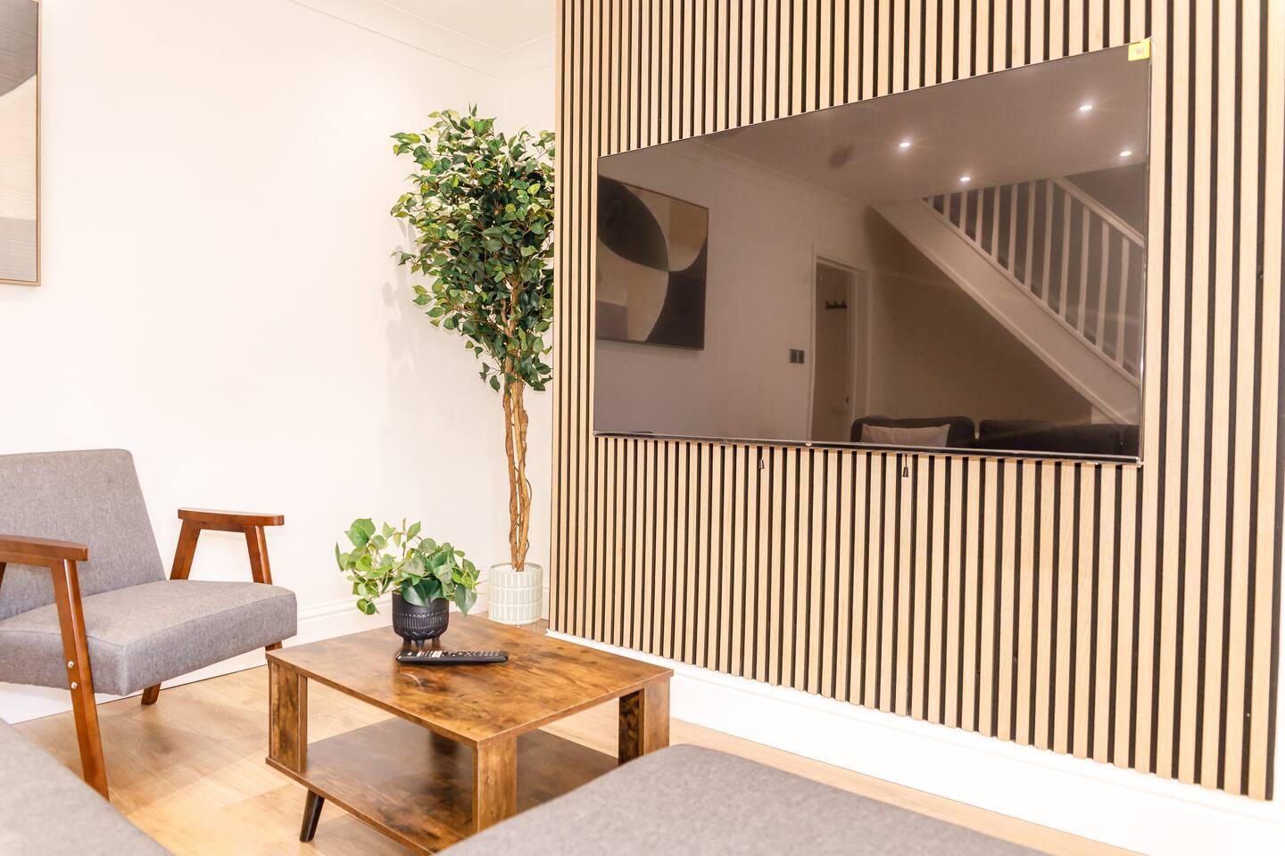 3BR Modern Stay + Wi-Fi/Parking2