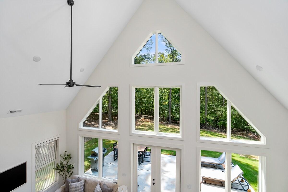 New construction close to 12 Mile Park & Clemson!4