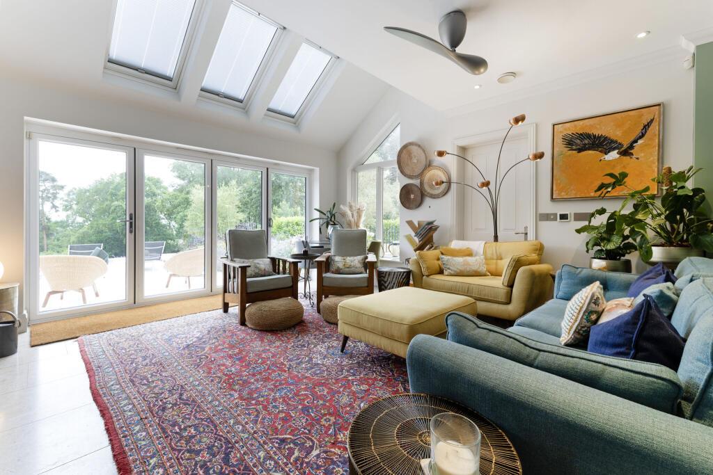 Luxury Mansion Farnham | pool gym EV Charger annex2