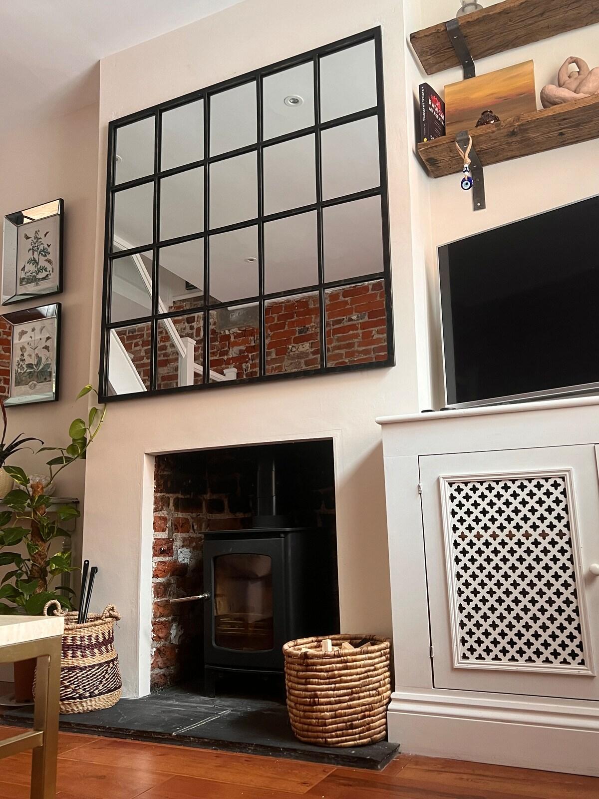 Two Bedroom House in the Heart of Winchester2