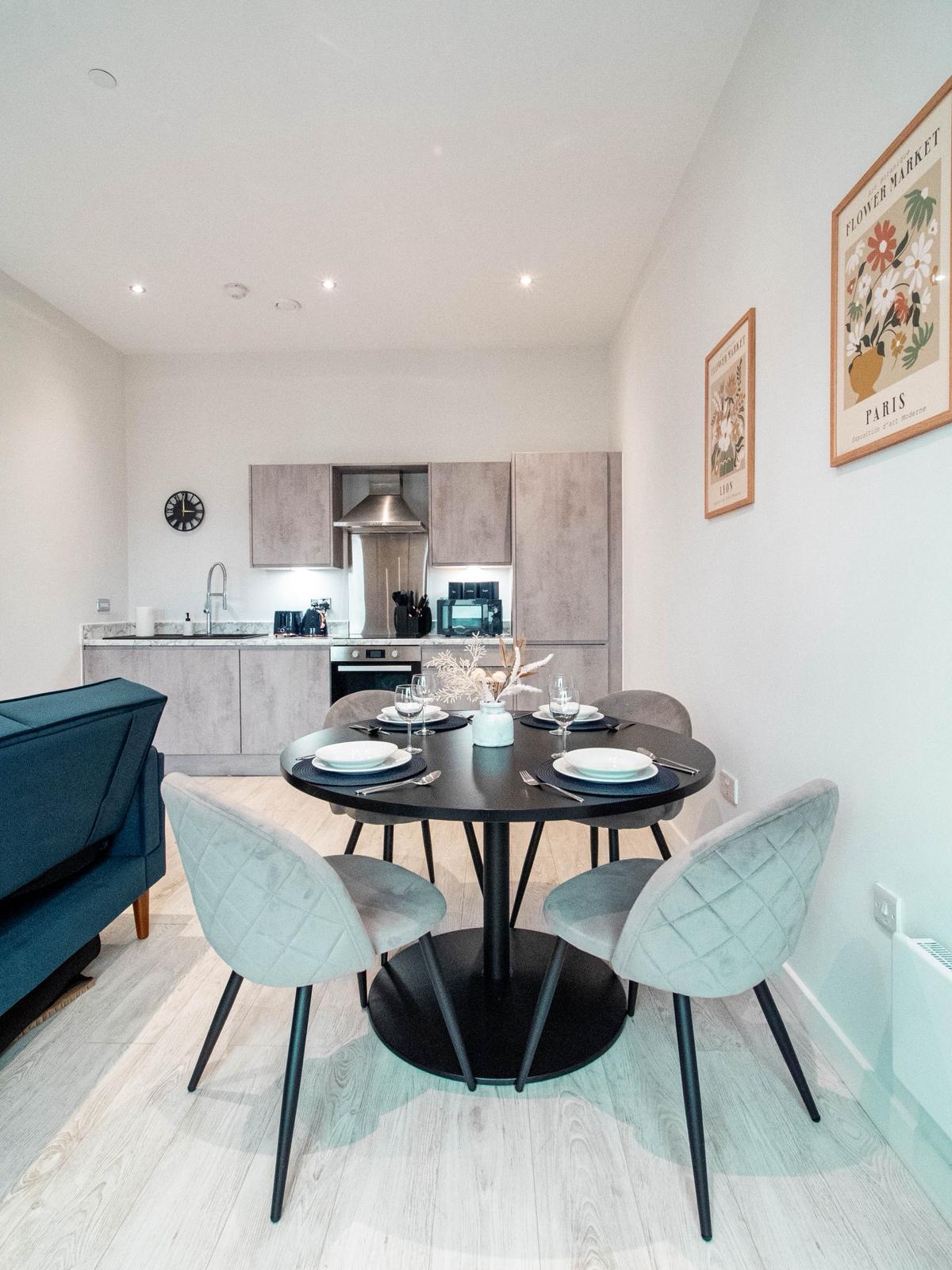 Leeds Victoria Riverside Apartments5