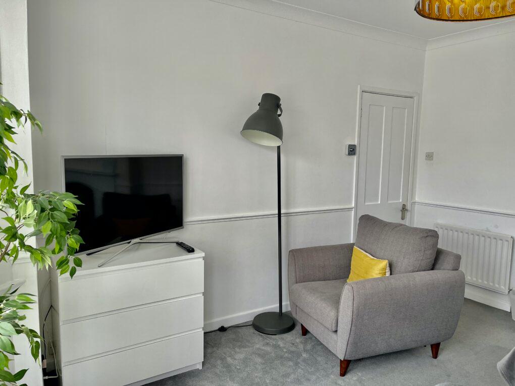 Large, Bright Character Apt with Balcony/Terrace3