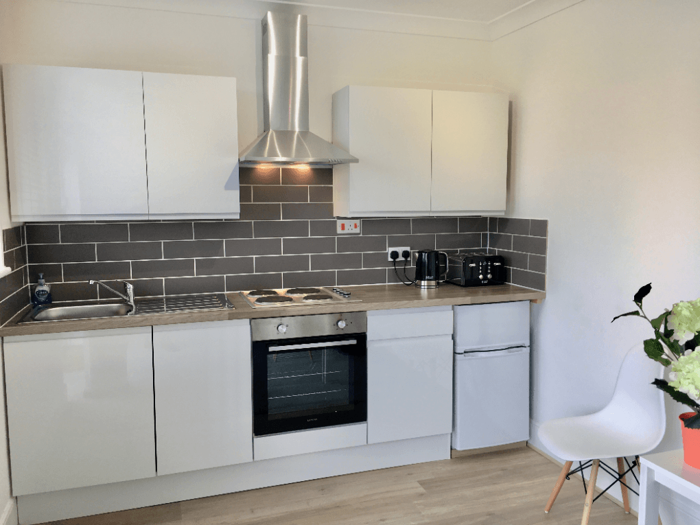 Large, Bright Character Apt with Balcony/Terrace4