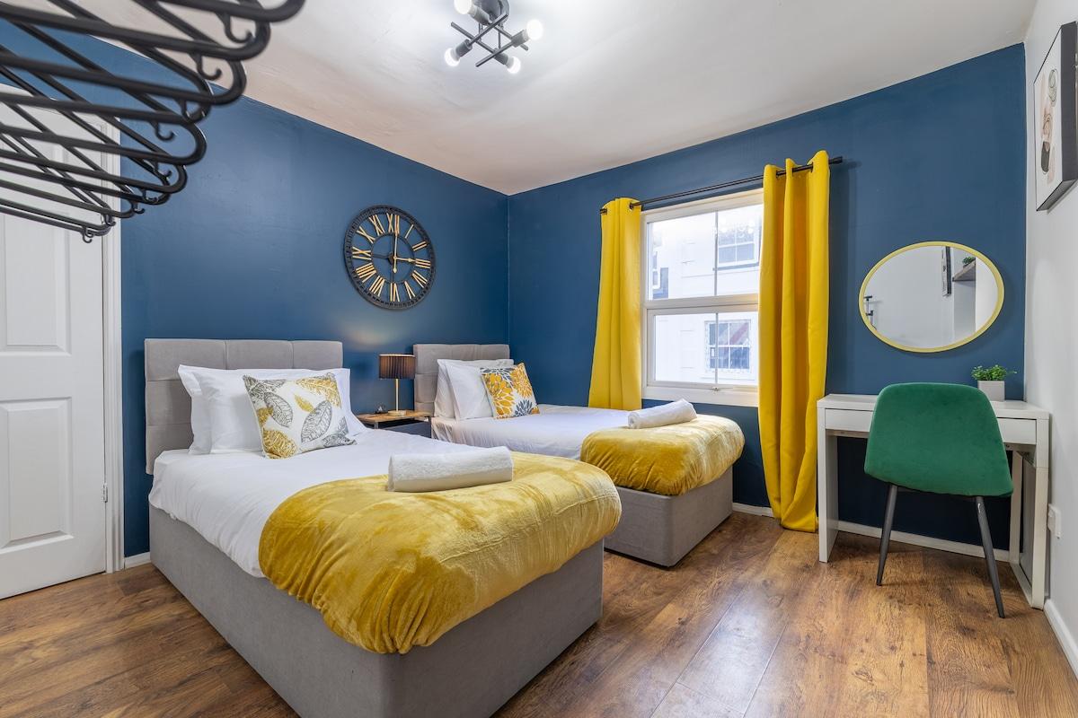 The Brighton Playhouse – Central 2 Bed3