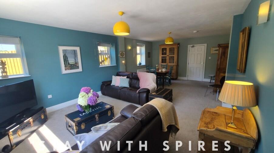 The Lodge 3 Ensuite Bedrooms near Cannock Chase2