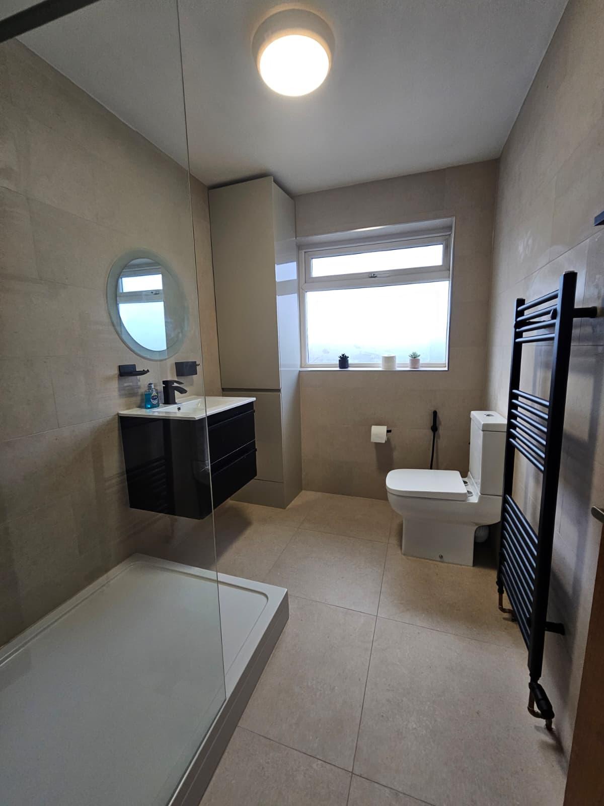 Bright & Stylish 3BR Home Near Manchester Centre5