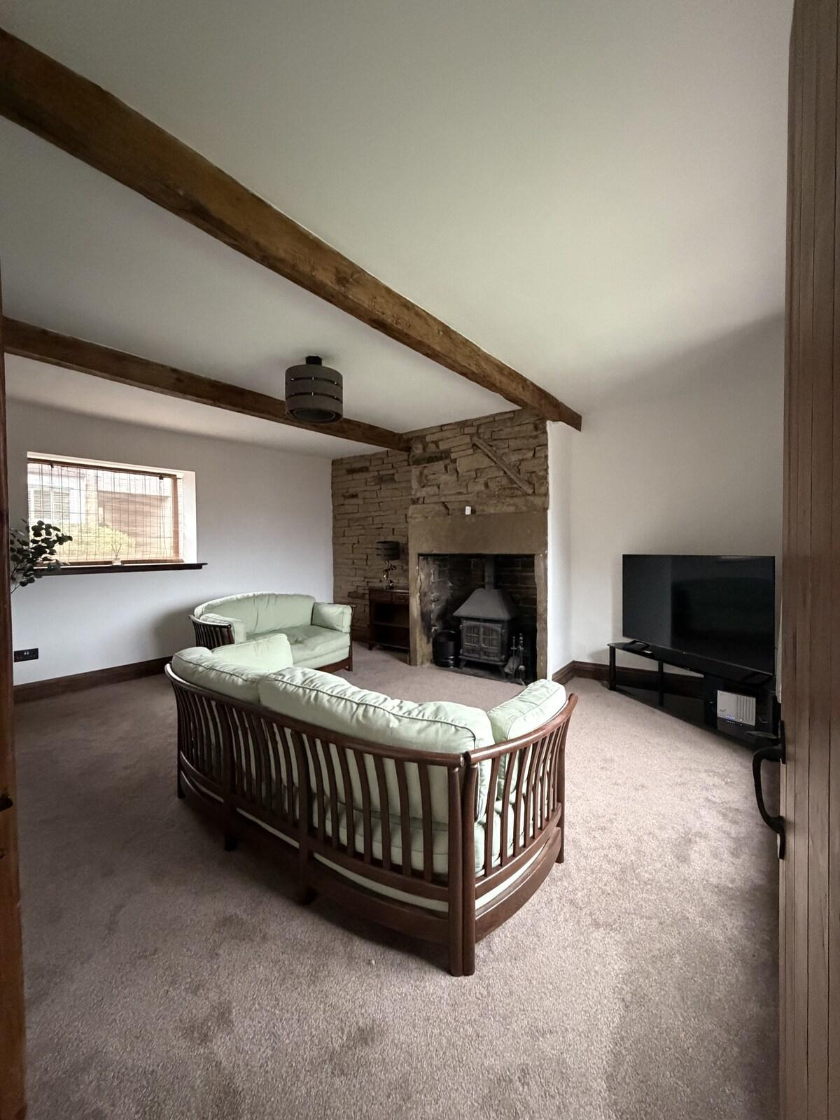 Bradshaw Cosy 2BR Retreat - Free Parking!4