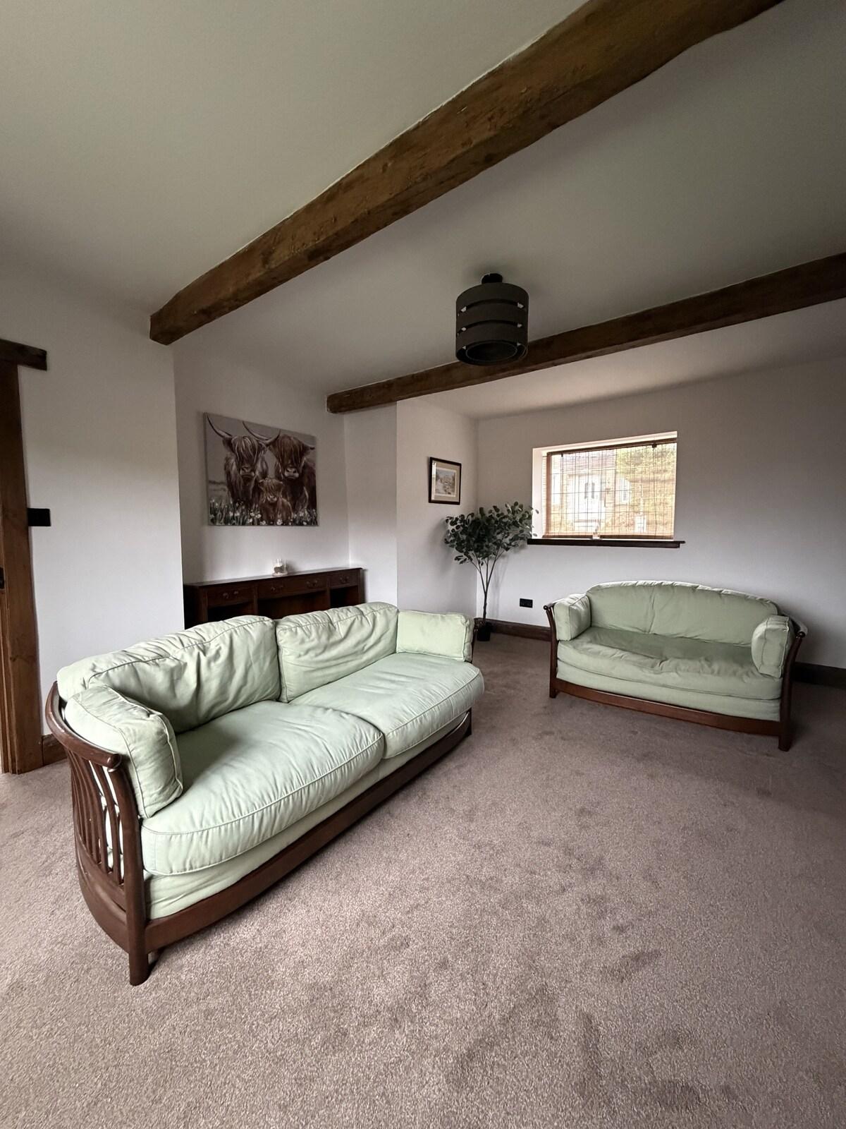 Bradshaw Cosy 2BR Retreat - Free Parking!5