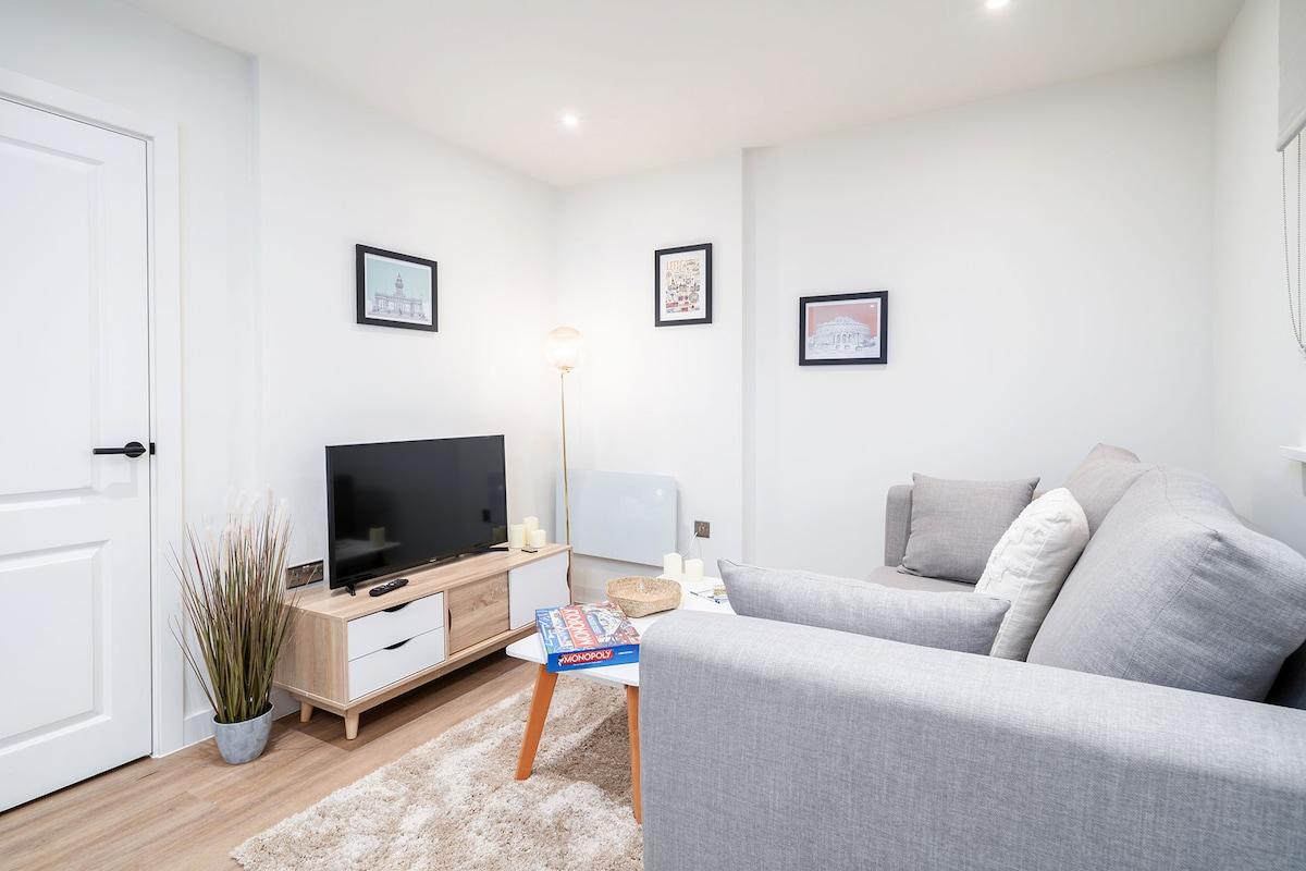 City Escape: Chic 1 Bed Apt in Central Leeds2