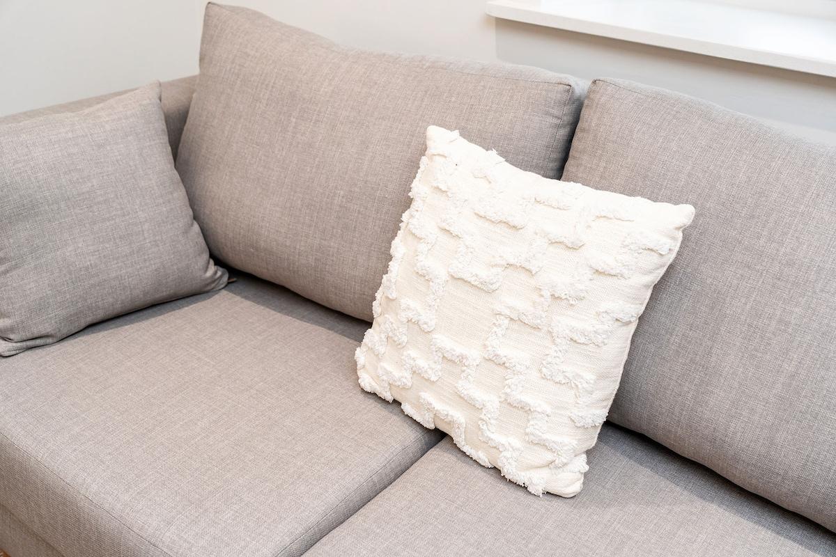 City Escape: Chic 1 Bed Apt in Central Leeds4