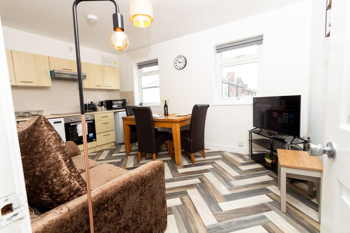 Cosy & Compact Apartment in Swinton5