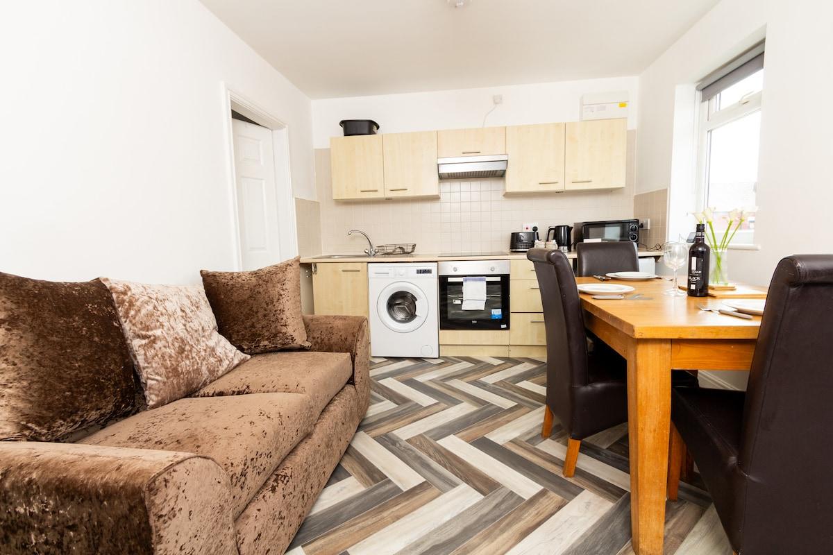 Cosy & Compact Apartment in Swinton