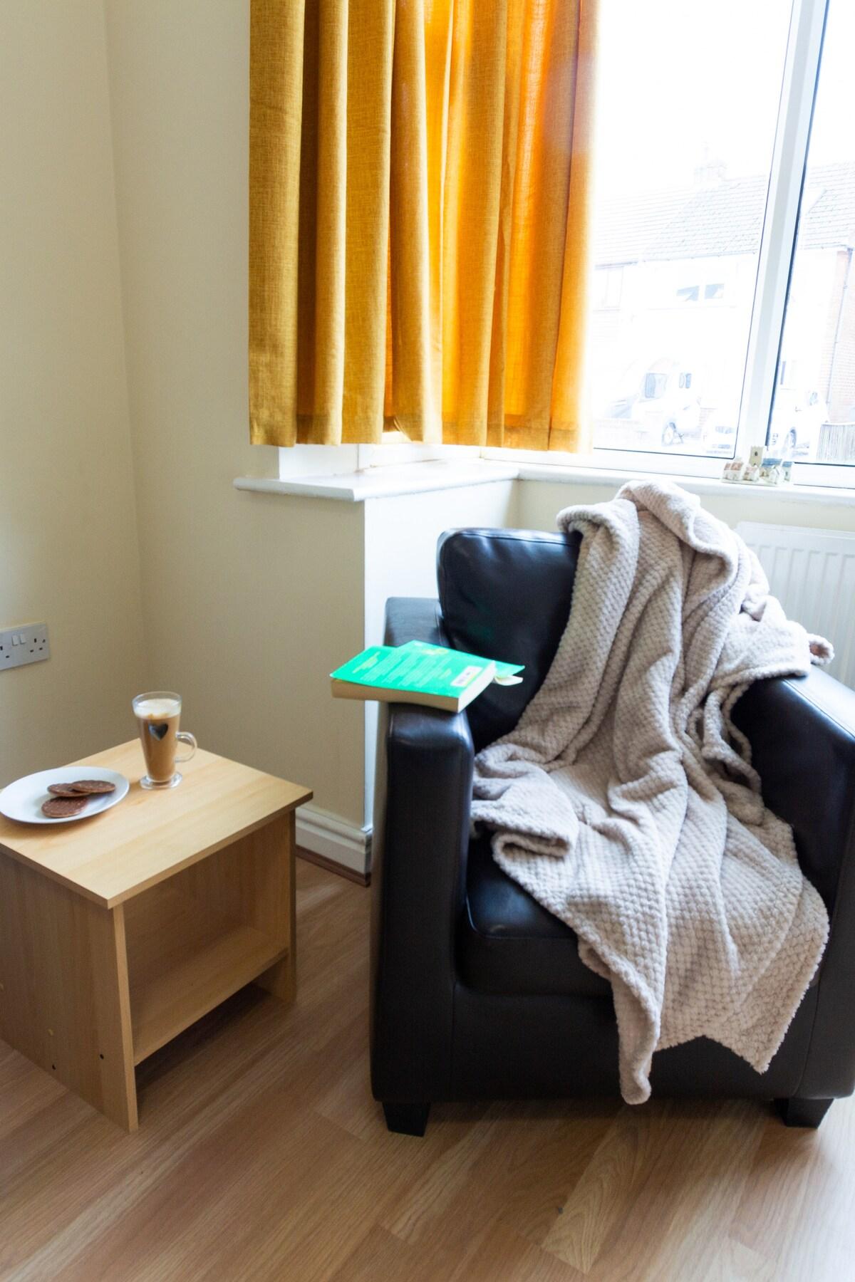 Spacious 2BR Home with Free Parking3
