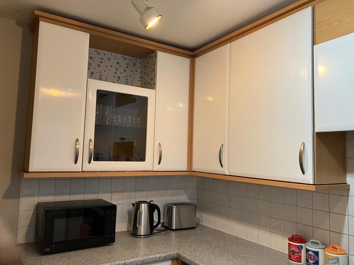 Spacious Home in Walsall with Parking & Garden5