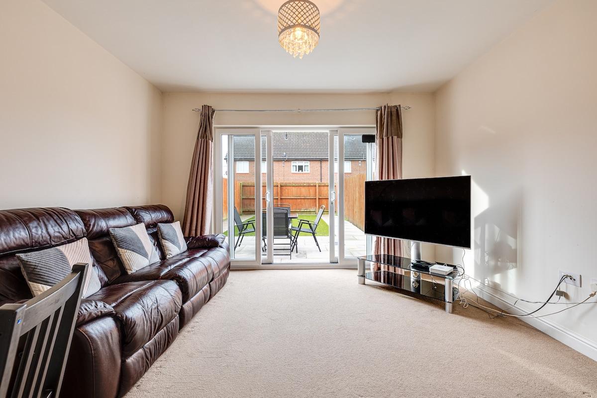 Cosy 2 Bedroom Home in Wigan
