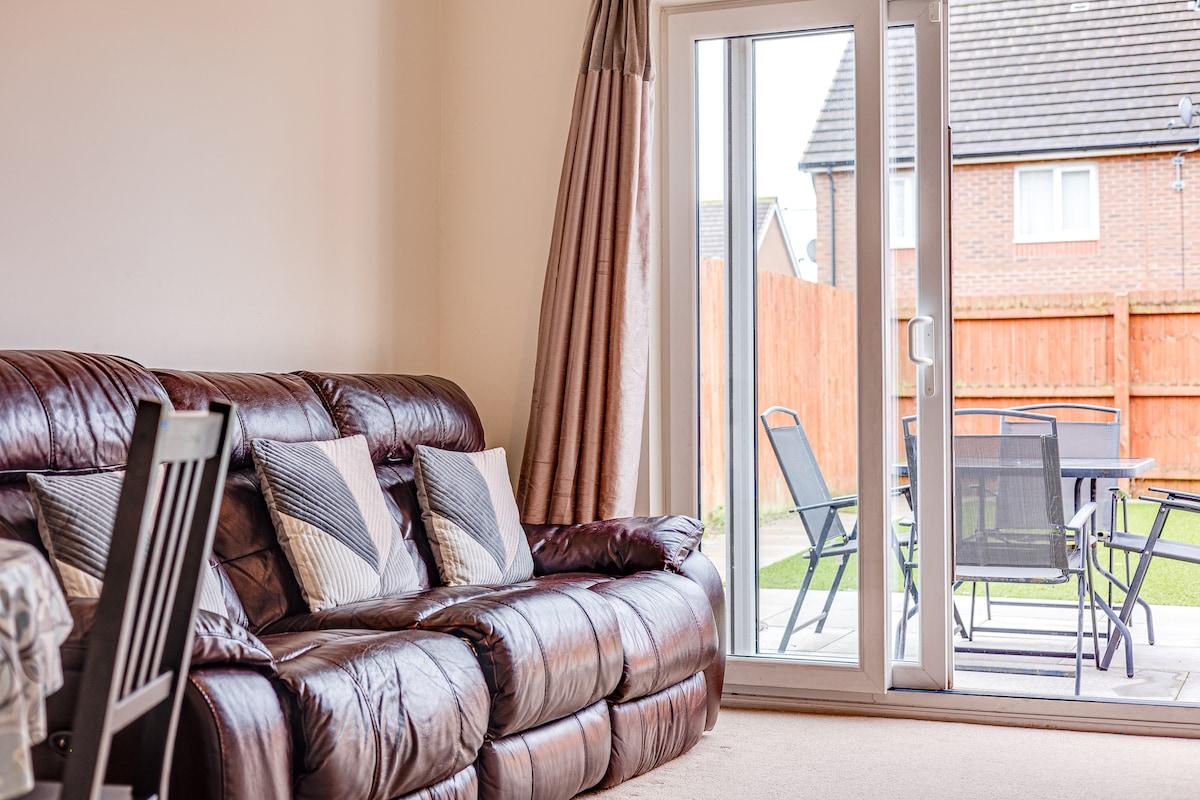 Cosy 2 Bedroom Home in Wigan2