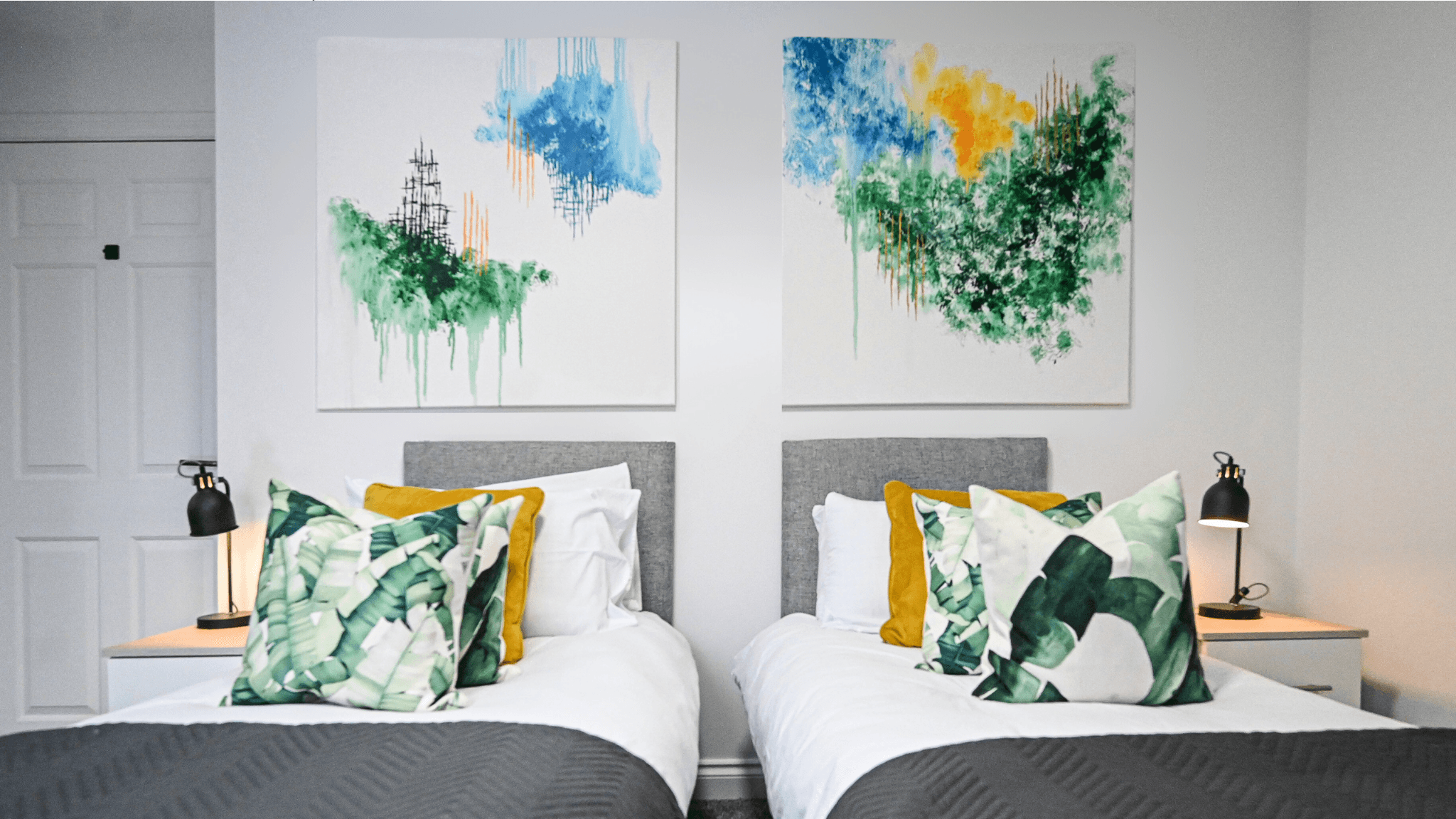 Central Balcony Flat | Long-Stay | WiFi | Parking3