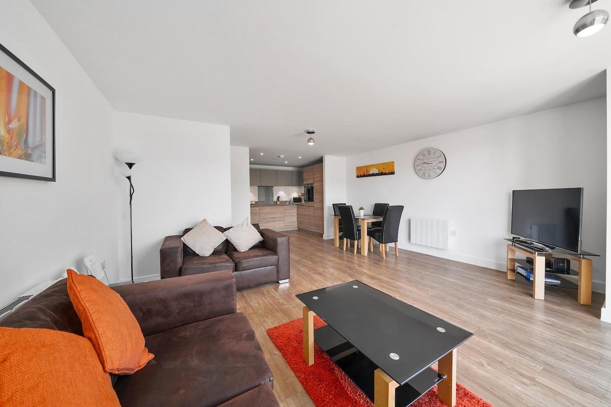 Kennet House 2 Bed and 2 Bath Apt. 72
