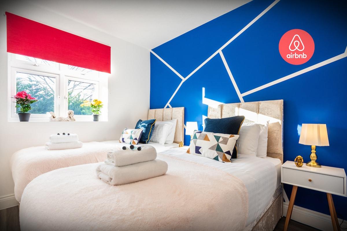 Cosy 2 Bed in Hatfield | FREE Parking | Near Uni |1