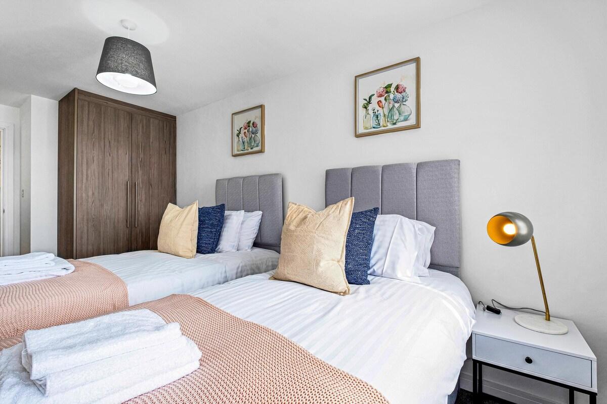 St Martins 2 Bedroom & 2 Bathroom Apt. 7 - Ruislip6