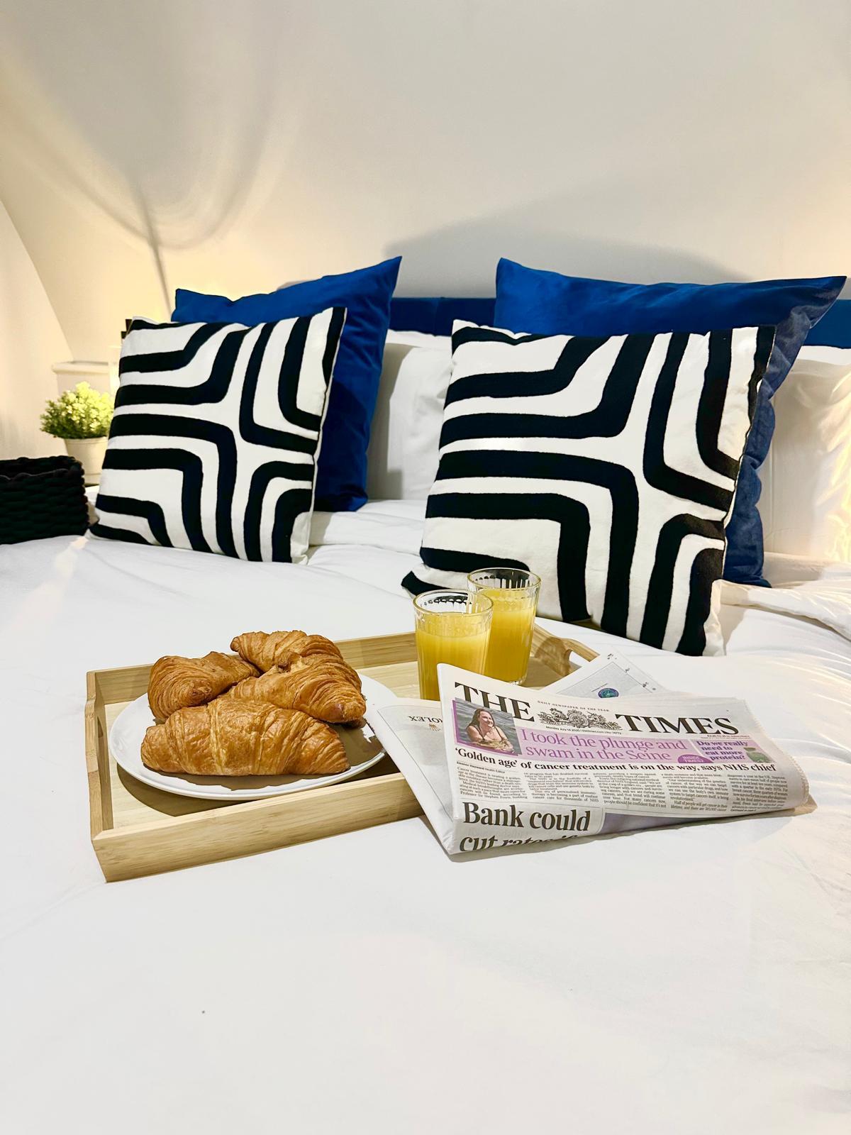 Stunning 2BR Duplex Near Centre