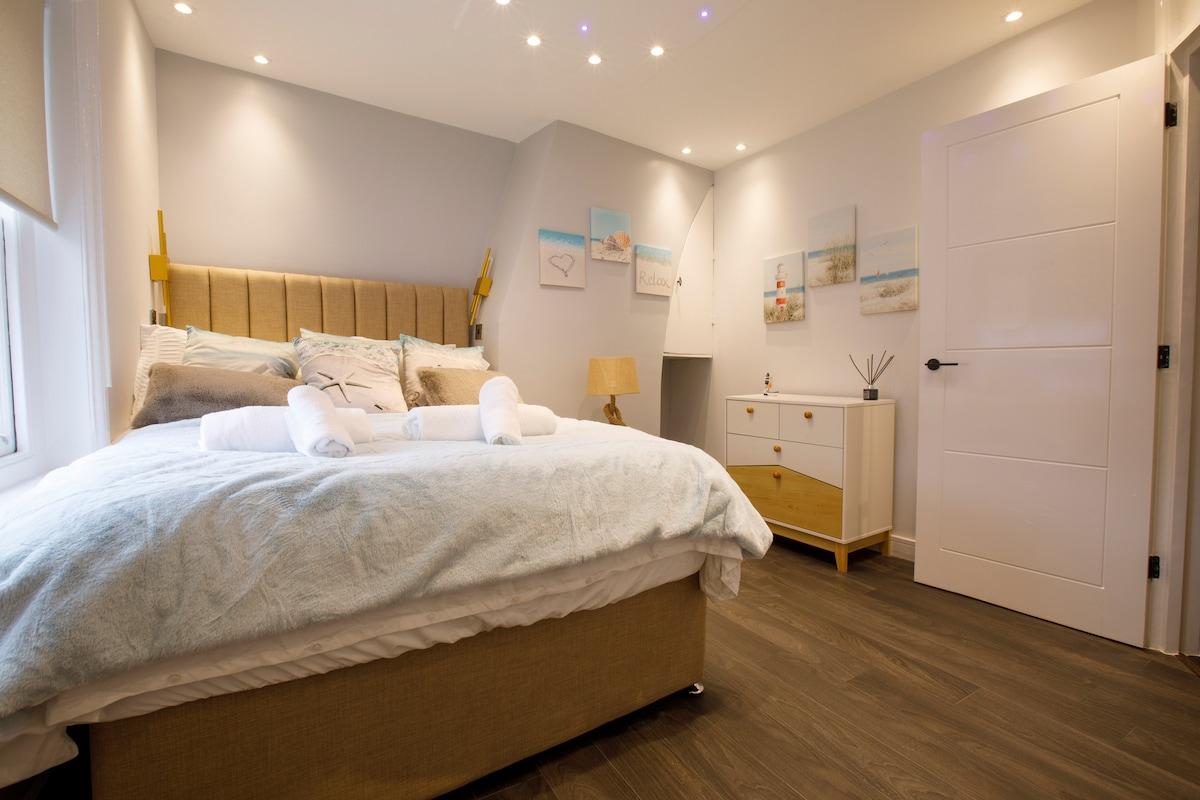 Charming Central Weymouth 2bed next Beachfront