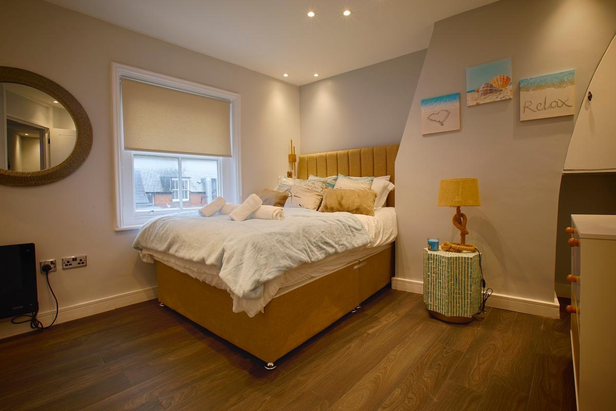 Charming Central Weymouth 2bed next Beachfront2