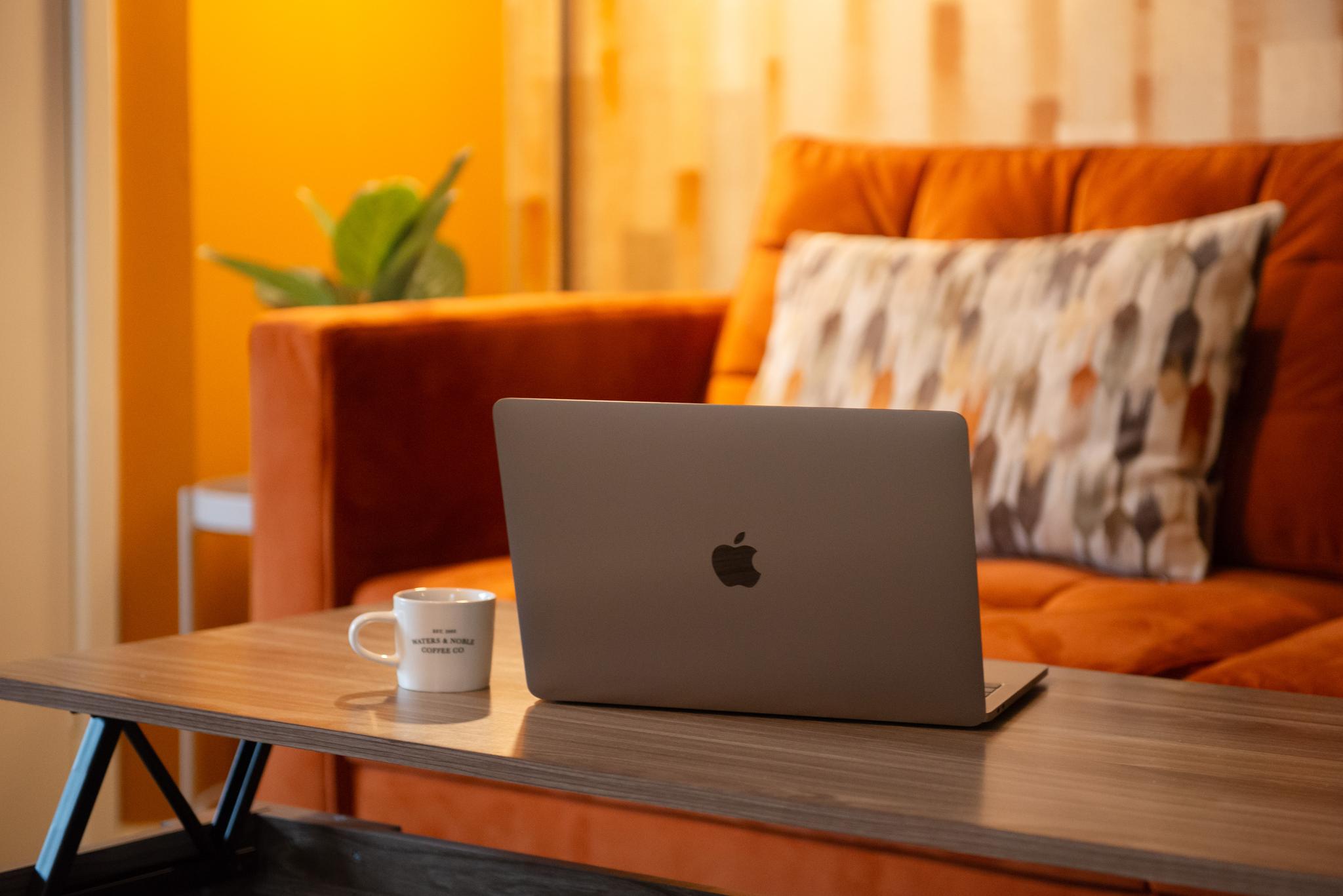 Aveland House town location sleeps 5 with parking5