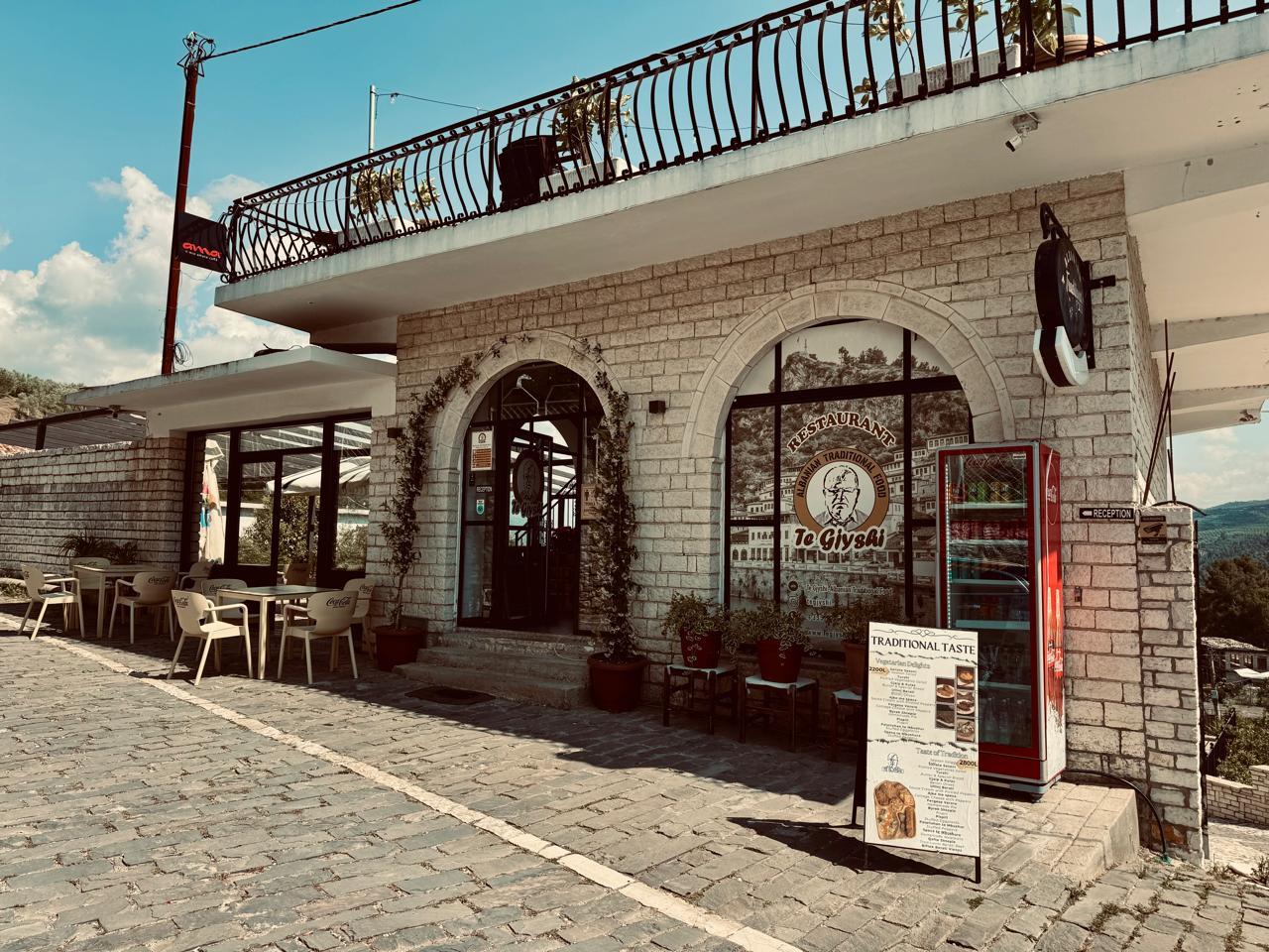 Te Gjyshi - Hotel & Restaurant1