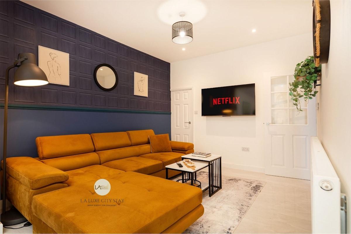 Spacious Leicester Home - FREE Parking, Fast Wi-Fi