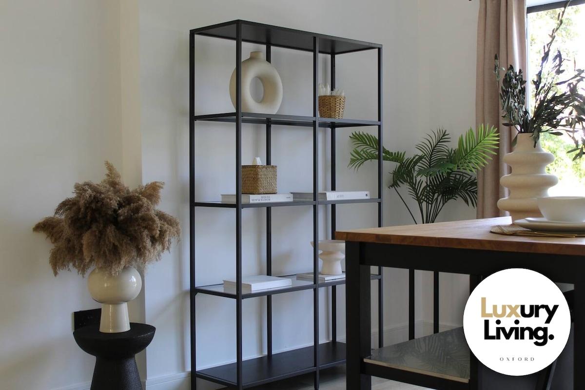 NO.5 | LuxApartment | Parking6