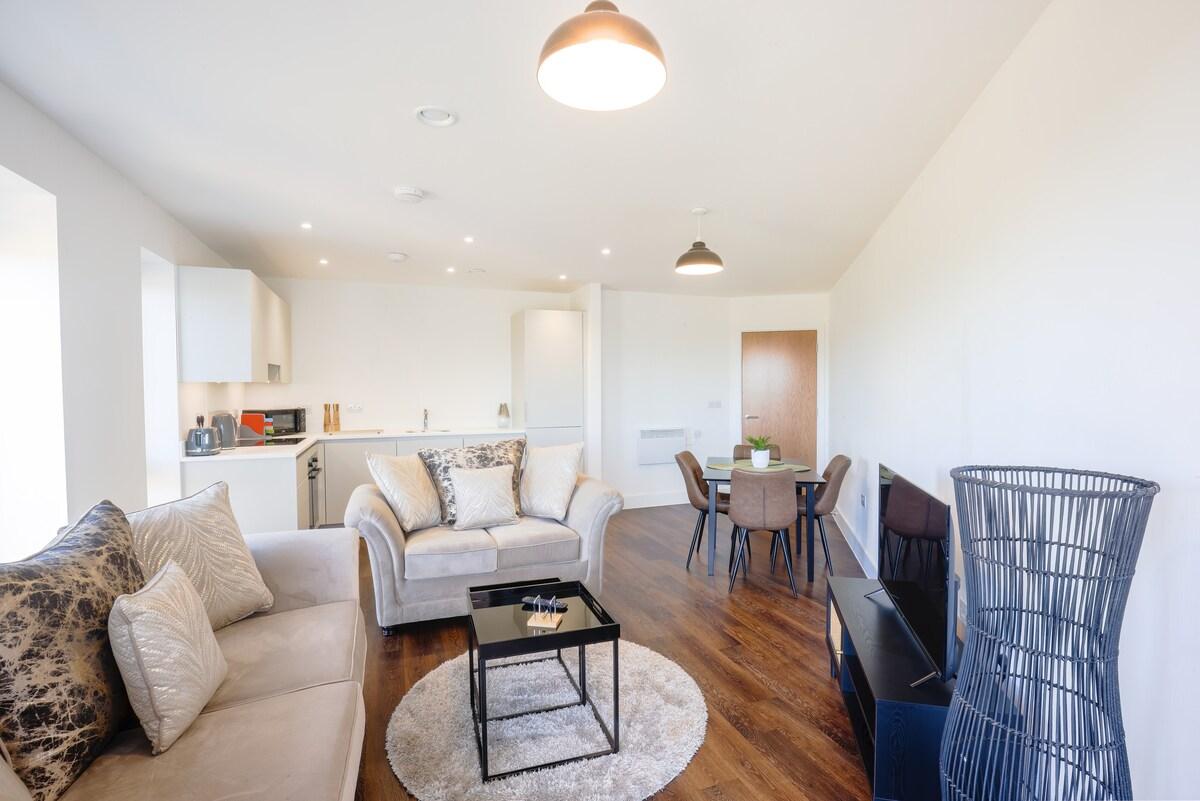 2 bed, Modern apartment close to Bicester Village